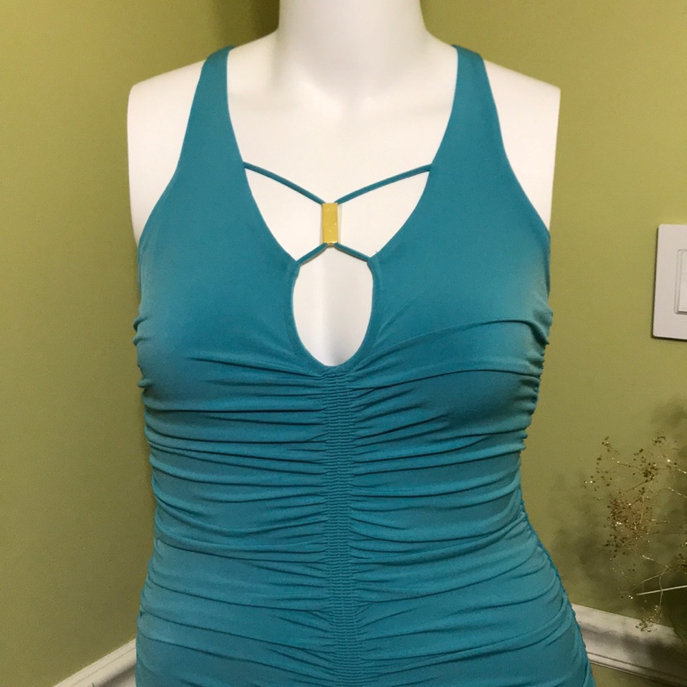 GUESS Keyhole Racerback Ruched Dress NWT Sz L - Picture 3 of 9